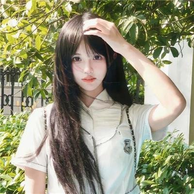 暗红